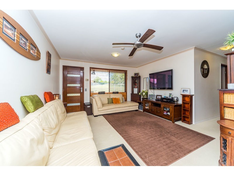 2/291A Government Road, Labrador QLD 4215