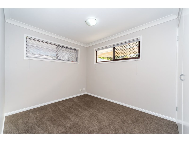 1/203 Central Street, Labrador QLD 4215