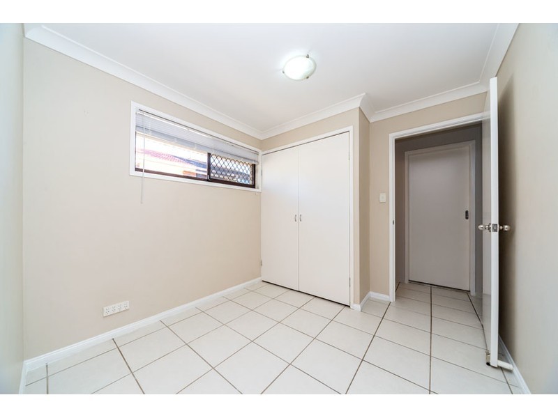 1/203 Central Street, Labrador QLD 4215