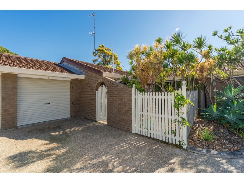 1/203 Central Street, Labrador QLD 4215