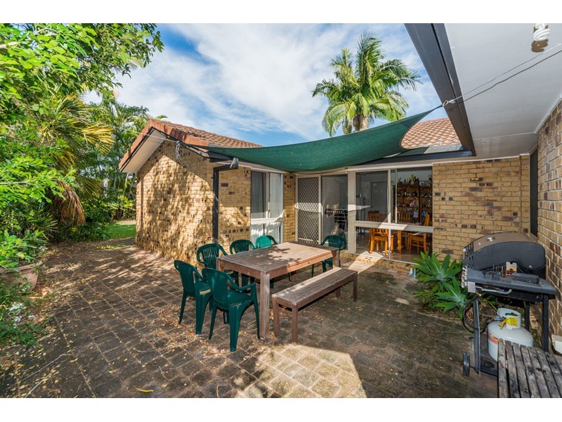 6 Baxter Court, Arundel QLD 4214