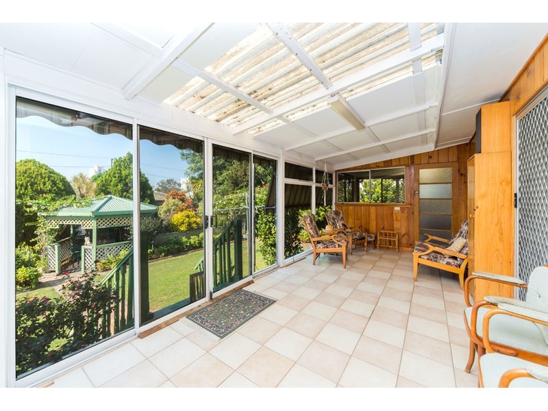 25 Echlin Street, Labrador QLD 4215