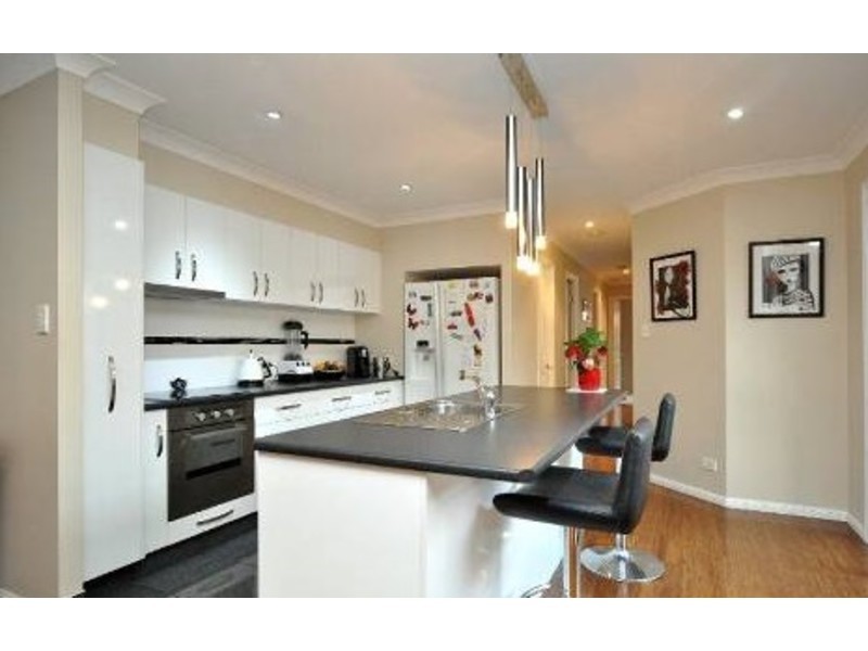 2/26 Sanctuary Court, Coombabah QLD 4216