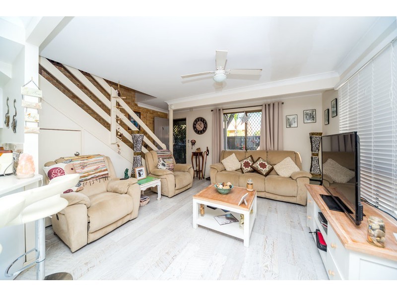 5/77 Olsen Avenue, Labrador QLD 4215