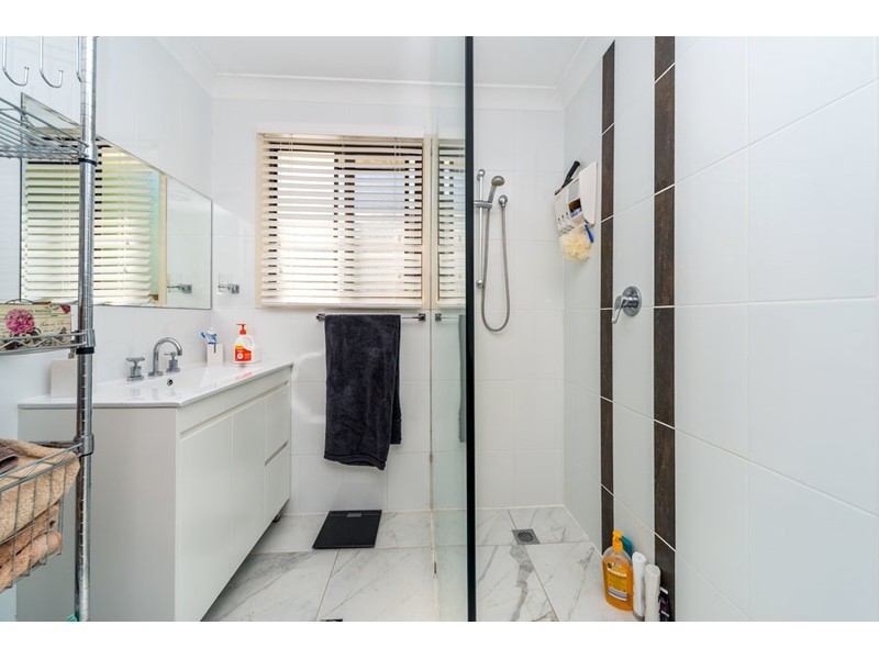 5/77 Olsen Avenue, Labrador QLD 4215