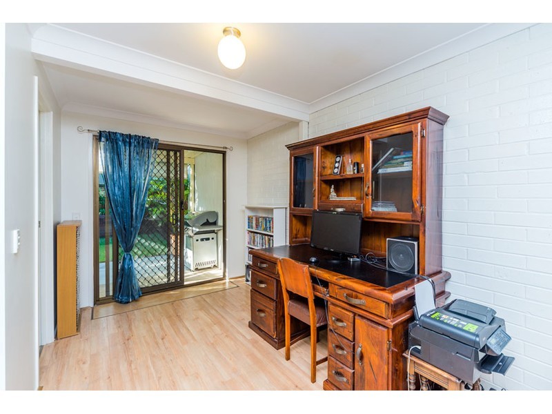 2/77 Olsen Avenue, Labrador QLD 4215