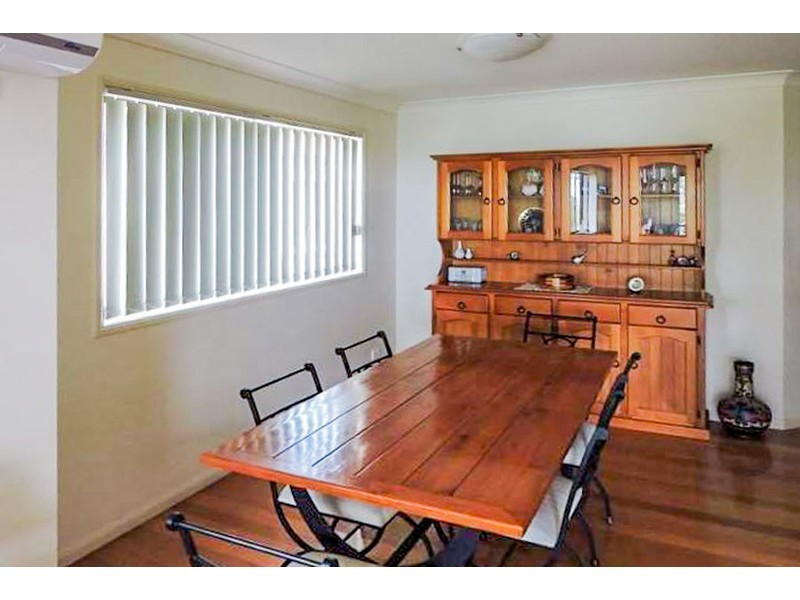 2/11 Hilltop Street, Labrador QLD 4215