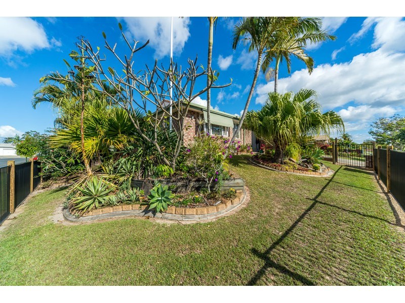 1/31 Kenny Drive, Labrador QLD 4215