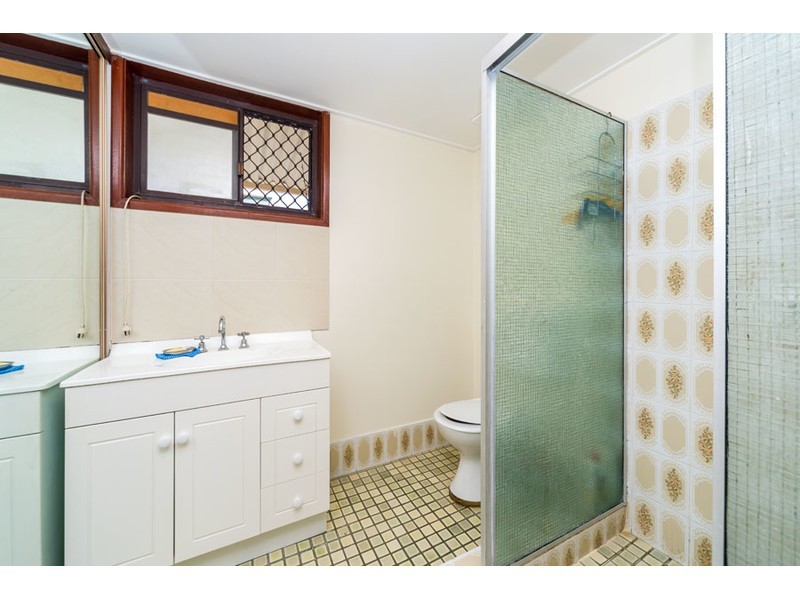 13/9 Bradford Street, Labrador QLD 4215