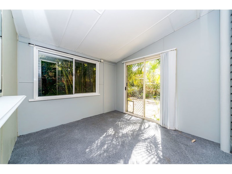 3 Penrock Parade, Labrador QLD 4215