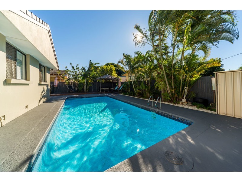 136 Muir Street, Labrador QLD 4215