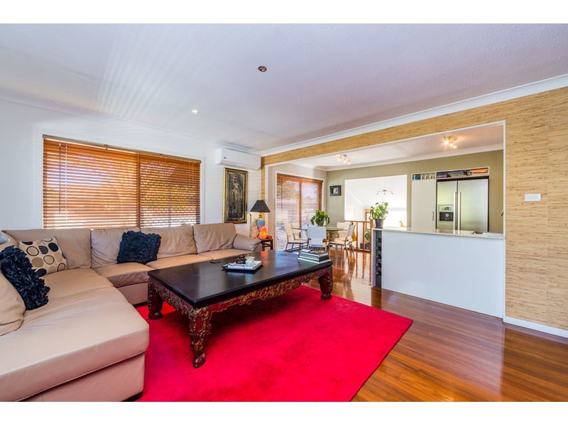 136 Muir Street, Labrador QLD 4215