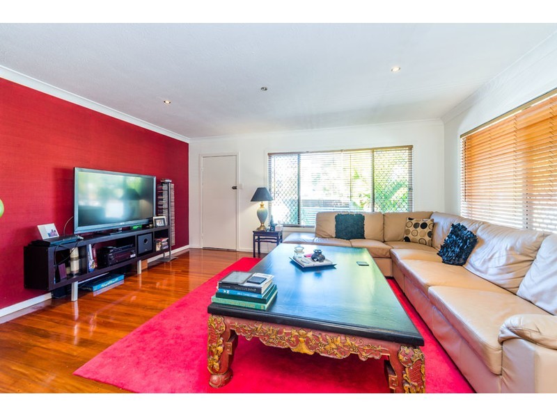 136 Muir Street, Labrador QLD 4215