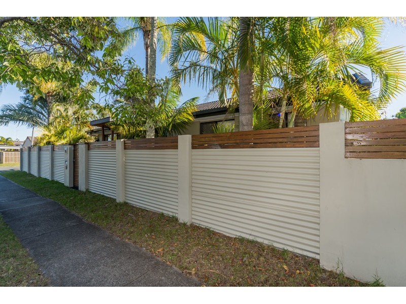 136 Muir Street, Labrador QLD 4215