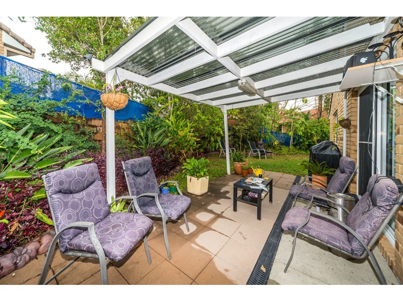 2/16 Illusion Court, Oxenford QLD 4210