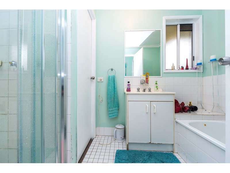 2/16 Illusion Court, Oxenford QLD 4210