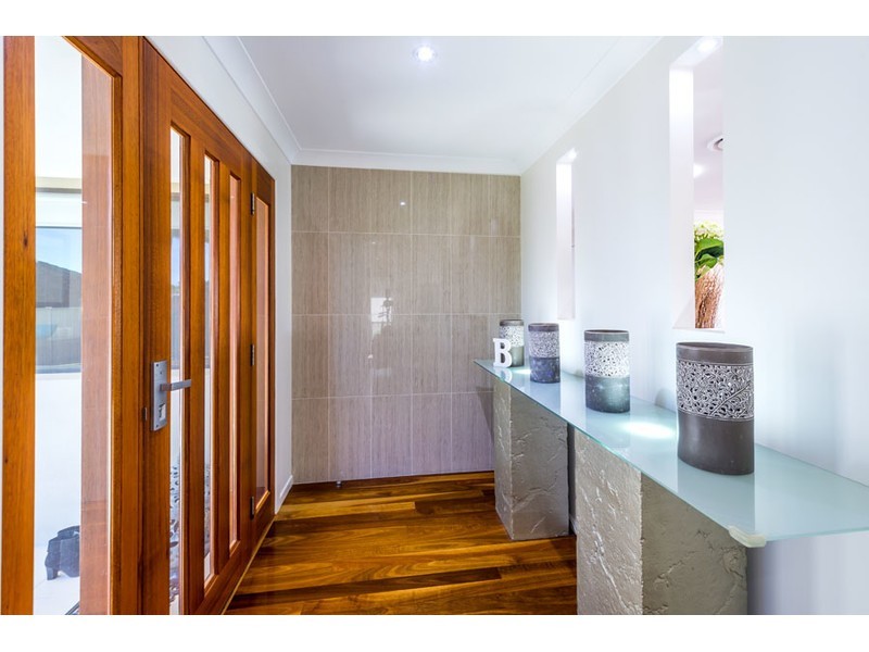 3 Gretel Place, Hollywell QLD 4216