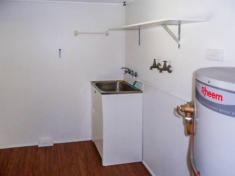 2/107a Frank Street, Labrador QLD 4215