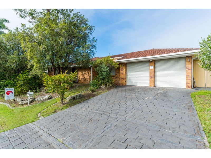 4 Birdie Court, Arundel QLD 4214
