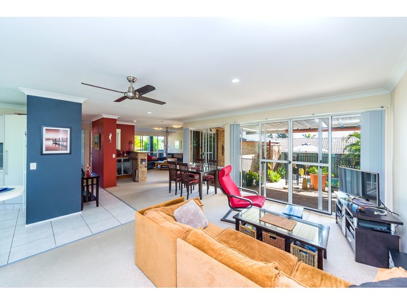 10 Goulburn Close, Arundel QLD 4214