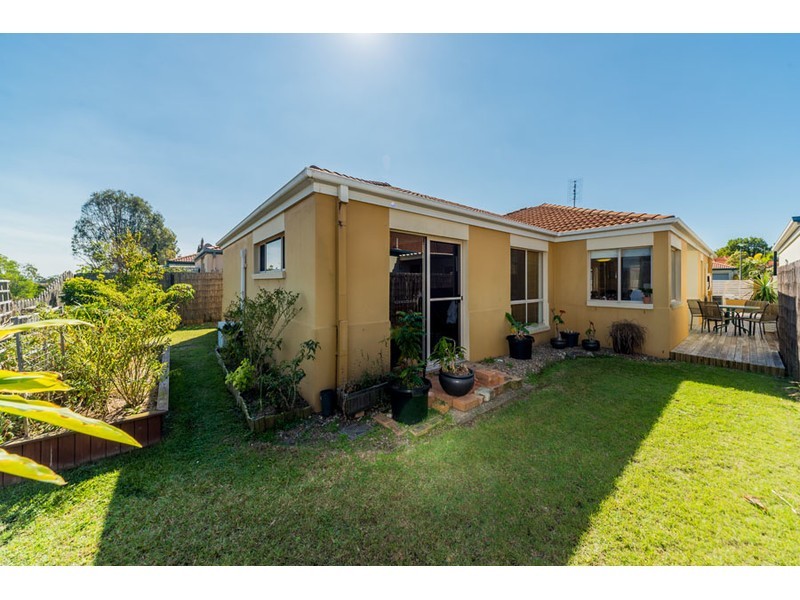 51 Marble Arch Place, Arundel QLD 4214