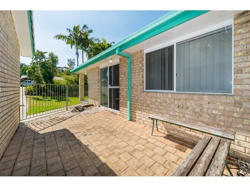 1/14 Annette Court, Labrador QLD 4215