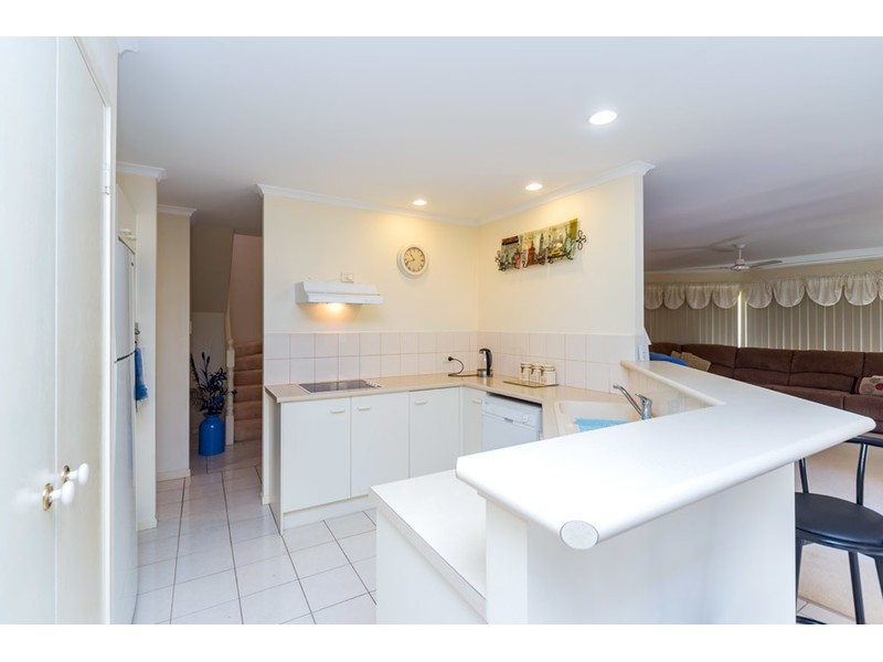 28 Walter Street, Labrador QLD 4215