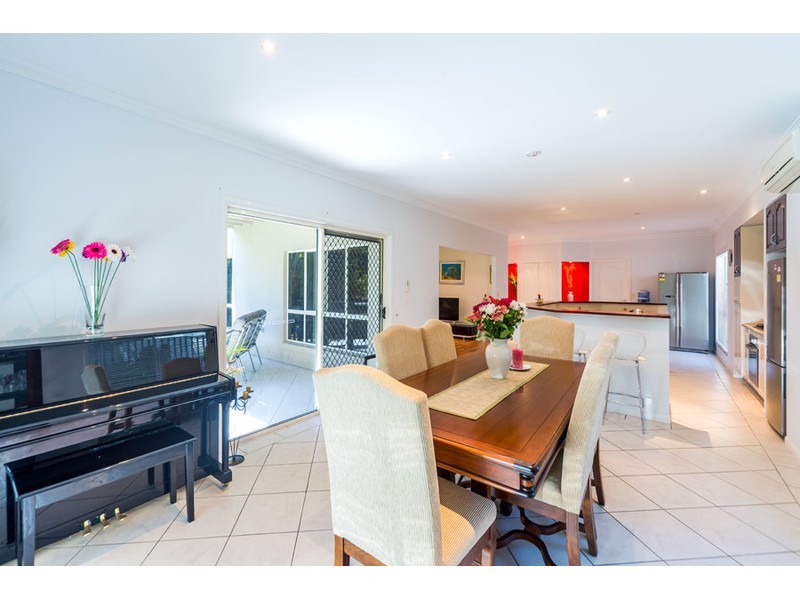 38 Pathfinder Road, Coomera Waters QLD 4209