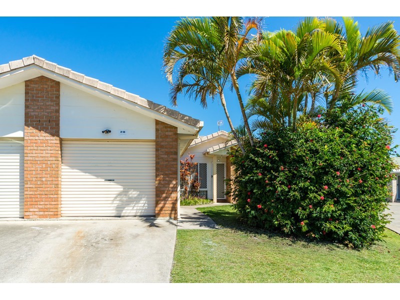 2/10 Jannie Court, Labrador QLD 4215