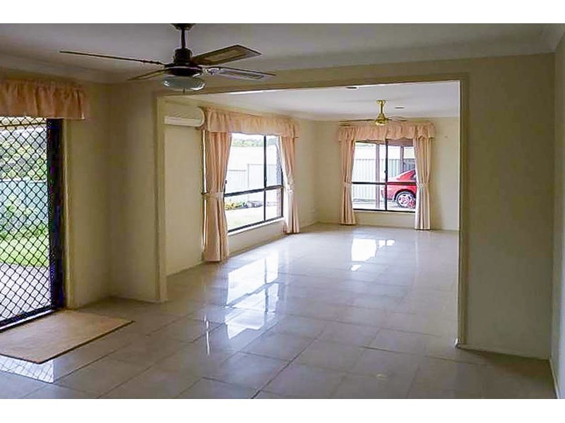 6 Mango Place, Southport QLD 4215
