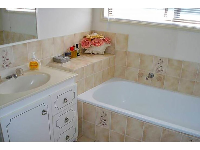 6 Mango Place, Southport QLD 4215