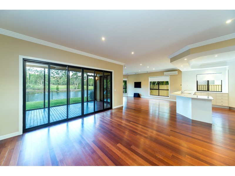 26 Golden Bear Drive, Arundel QLD 4214