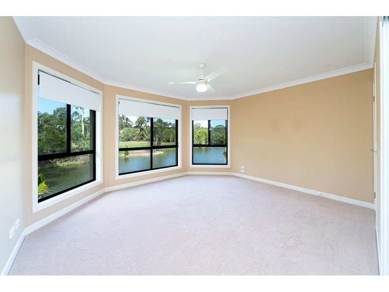 26 Golden Bear Drive, Arundel QLD 4214