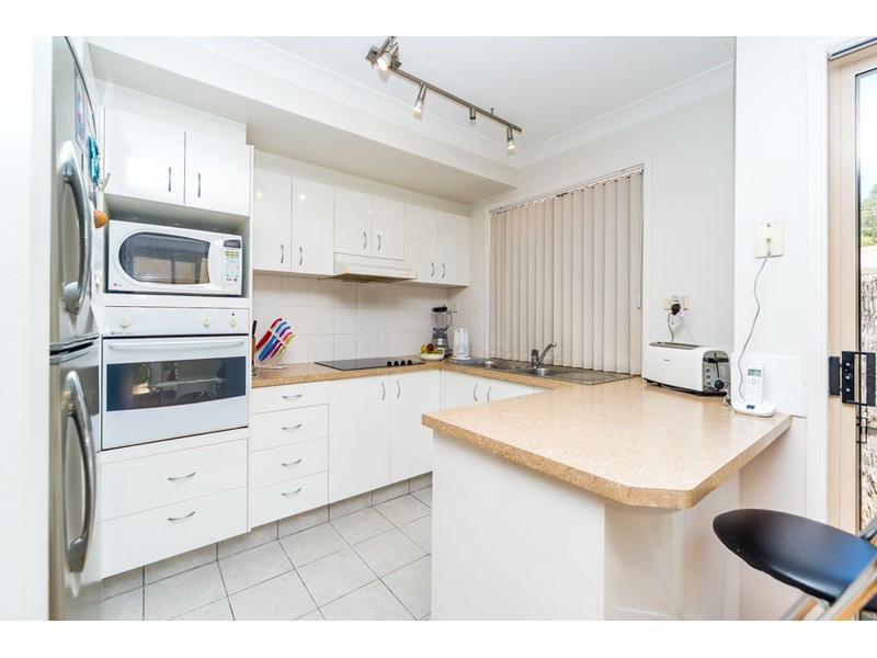 4/45 Harley Street, Labrador QLD 4215