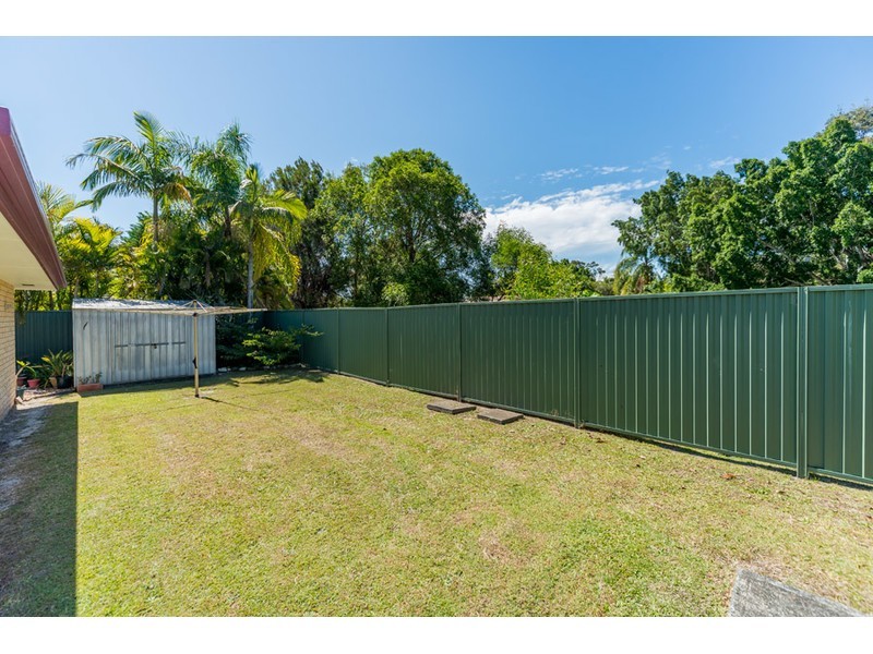 2/7 Stephenson Street, Labrador QLD 4215