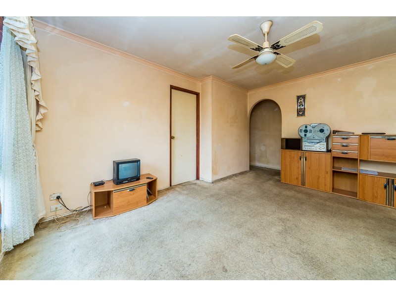 2/307 Government Road, Labrador QLD 4215