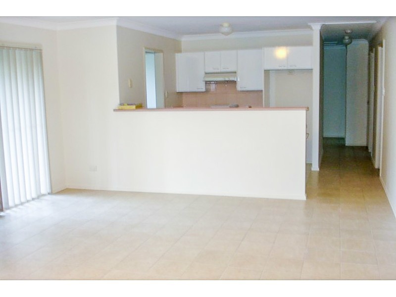 166/31 Usher Avenue, Labrador QLD 4215