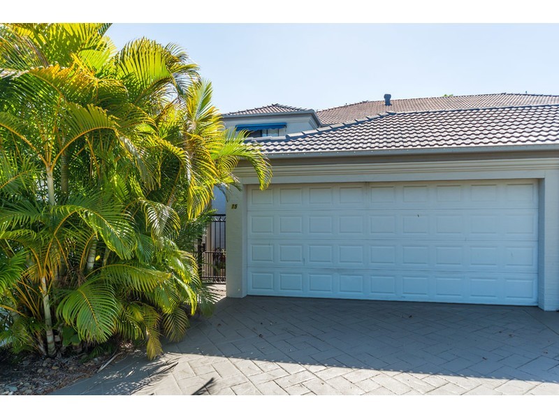 15/1 Bronberg Court, Southport QLD 4215