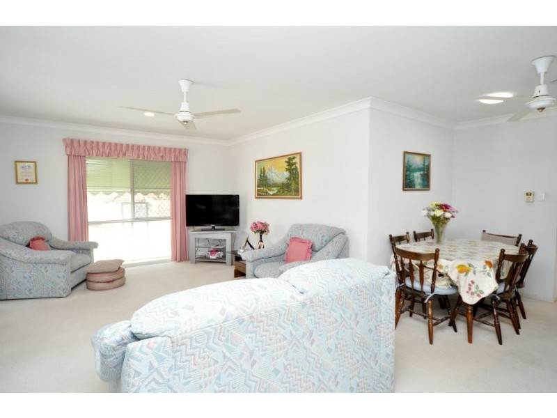 1/3 Riccarton Place, Labrador QLD 4215