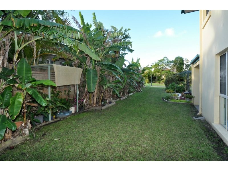 1 Kettlewell Chase, Arundel QLD 4214
