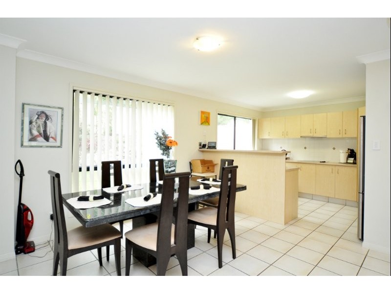 77 Tiger Drive, Arundel QLD 4214