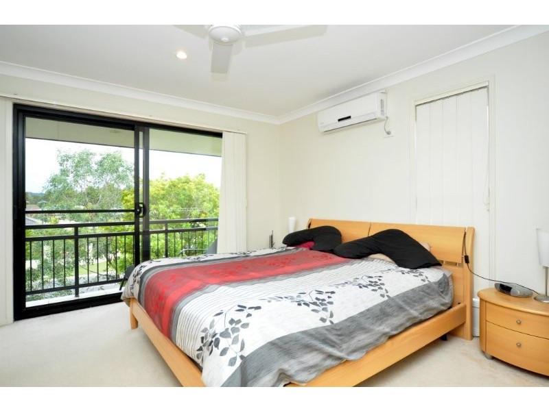 77 Tiger Drive, Arundel QLD 4214