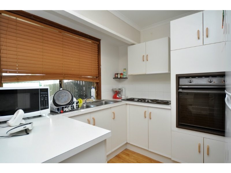 2/40 McMillan Street, Labrador QLD 4215