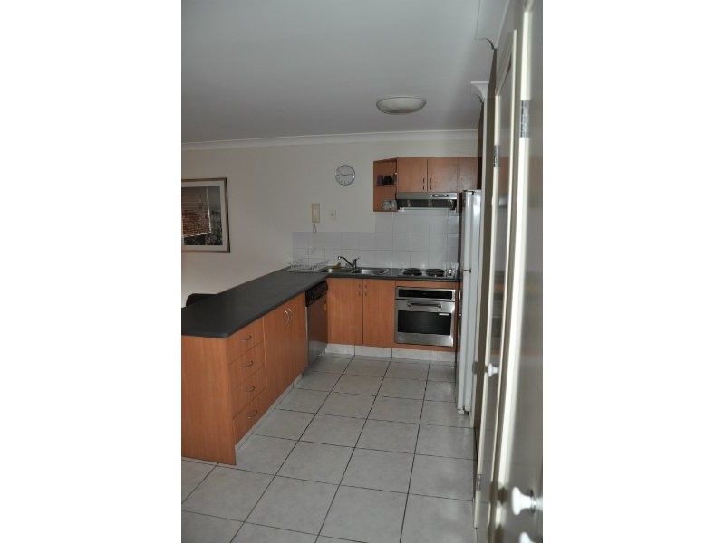 16/13 Tonga Place, Parkwood QLD 4214