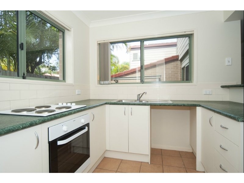 6/93 Whiting Street, Labrador QLD 4215