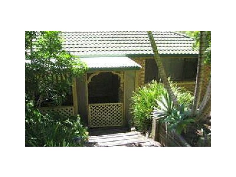 2/179 Turpin Road, Labrador QLD 4215