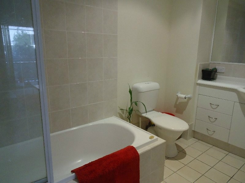 7/12 Oleander Avenue, Biggera Waters QLD 4216