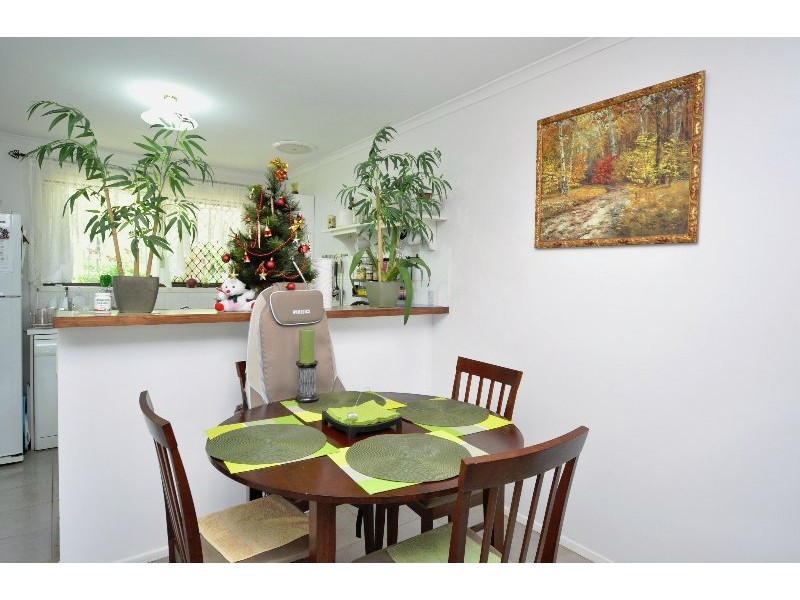 8/11 Hoya Court, Labrador QLD 4215