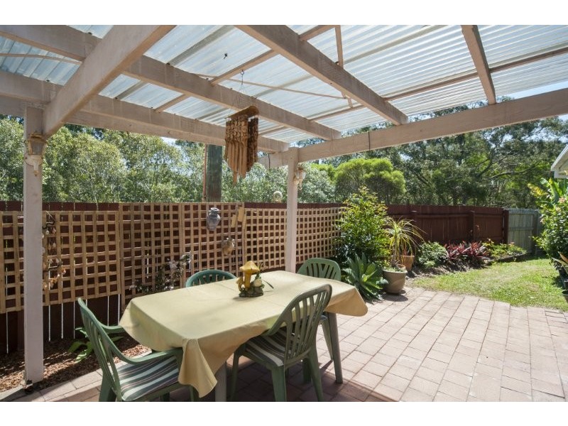 1/143 Central Street, Labrador QLD 4215