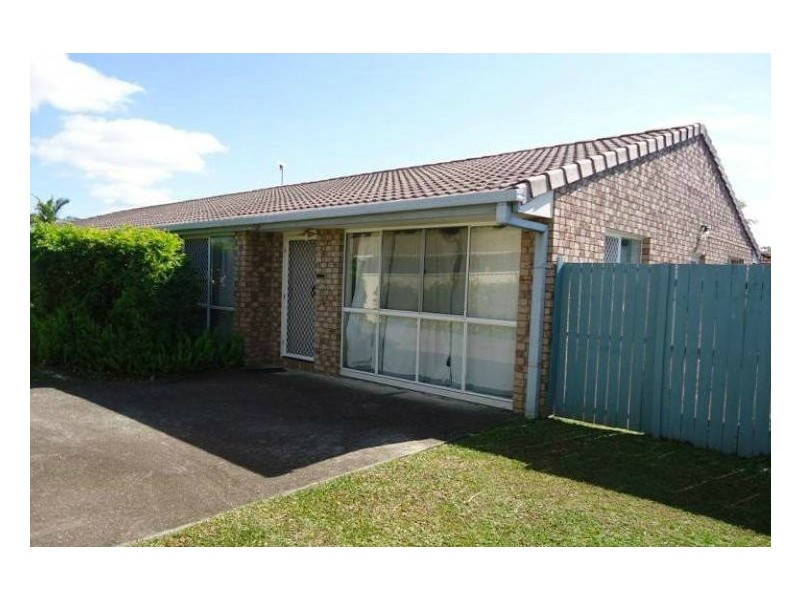 2/13 Coventry Court, Labrador QLD 4215